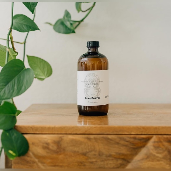 Castor Oil Pack & Wrap - Hexane Free Organic Cold Pressed Castor Oil in 16oz - Picture 8 of 10